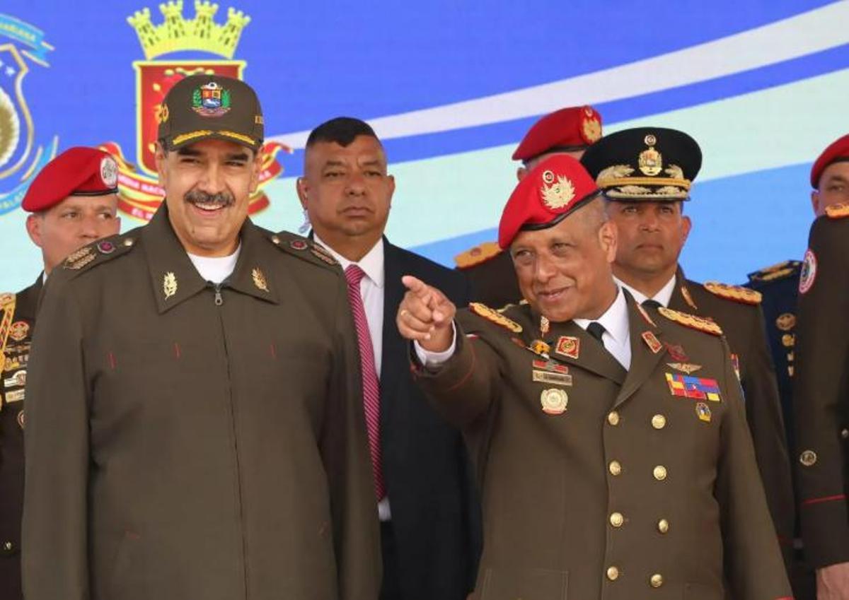 El expresidente de Venezuela Nicolás Maduro y el general Javier Marcano Tábata