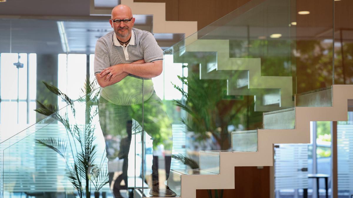 Antonio Pacheco en la redacción de SPORT