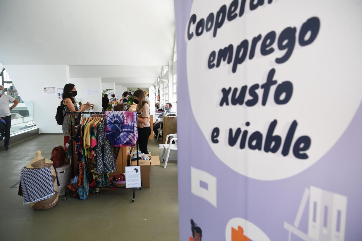 Feira de Economía Social, Solidaria e Sustentable de Ecos do Sur en el mercado de San Agustín