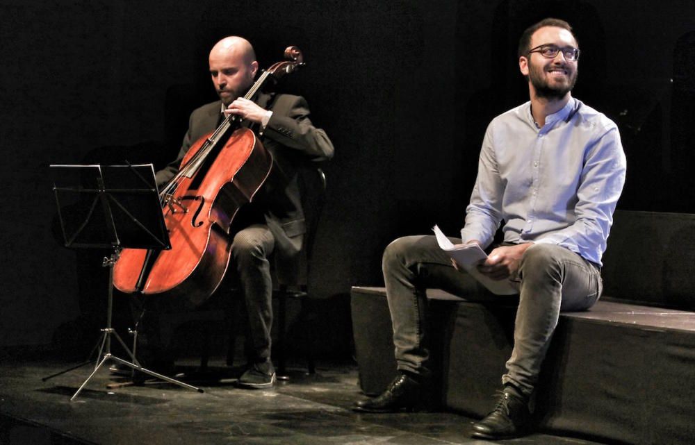 El Teatre del Mar levanta el telón del 'Any Llompart' con un montaje en honor al poeta