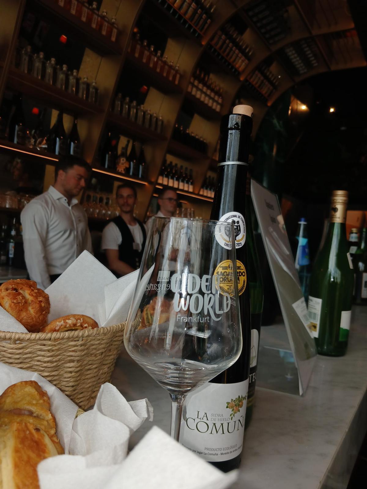 Presentación de la sidra de hielo "La Comuña" en los Cider World Award 2026 de Frankfurt