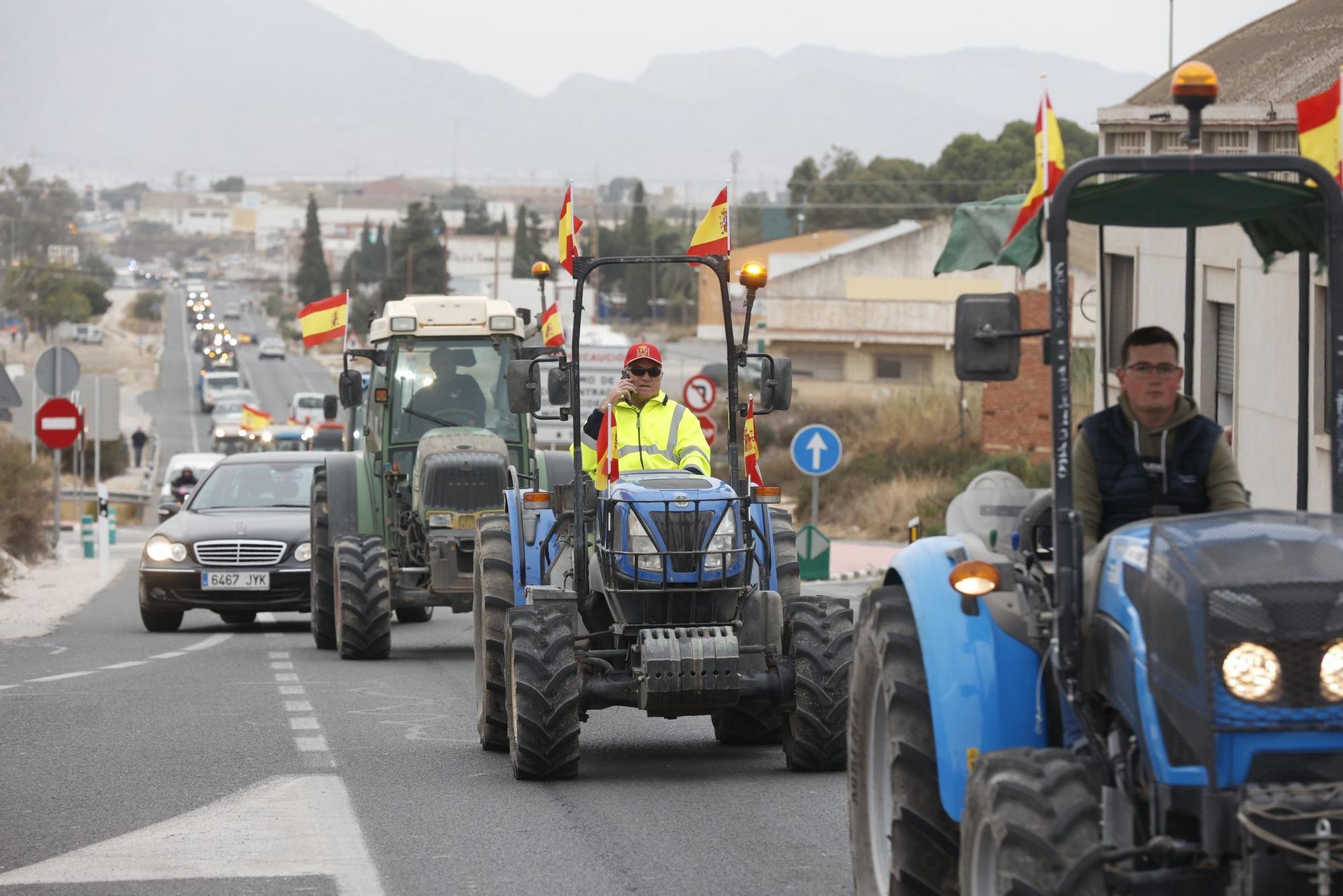 Tractorada en Crevillent