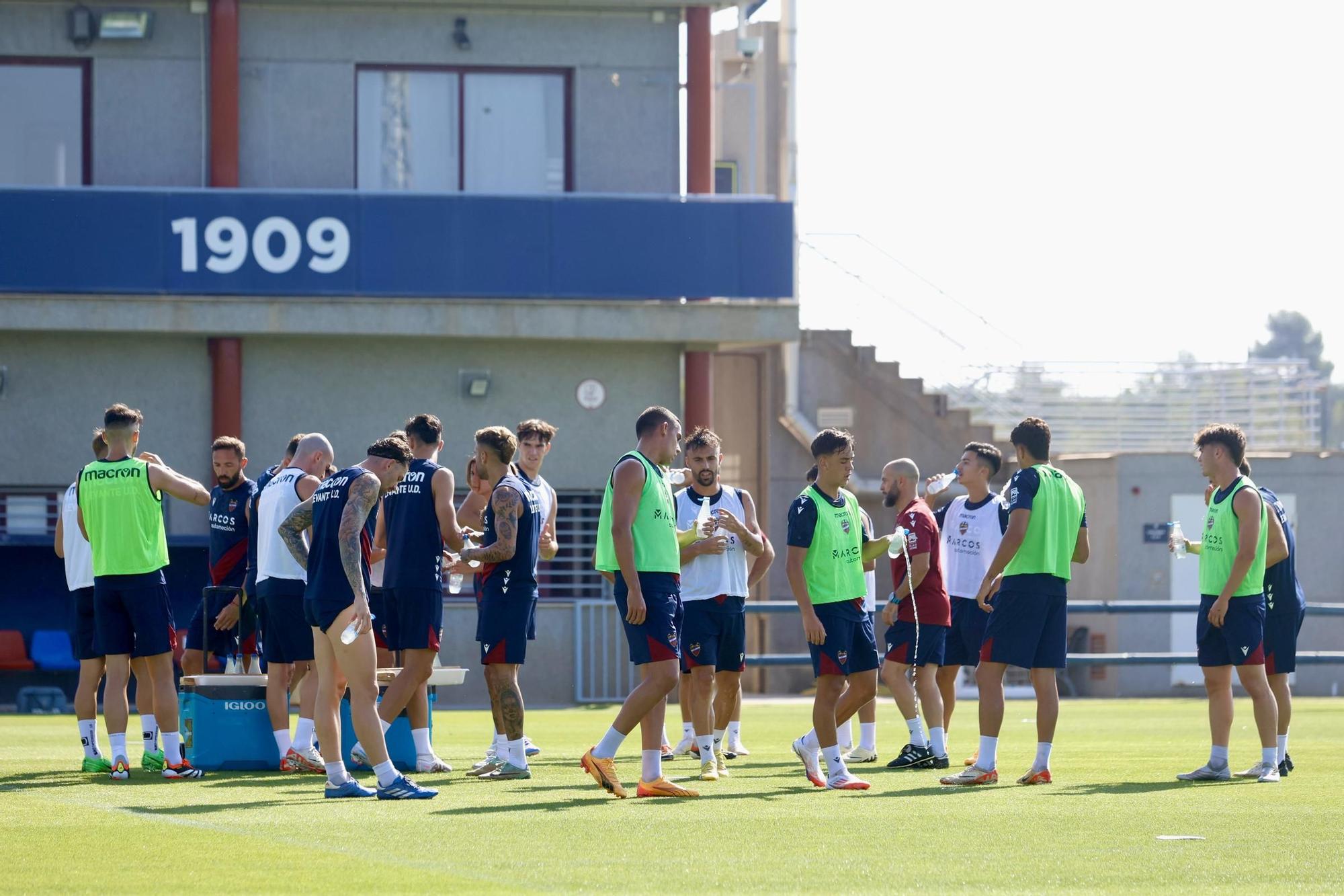 Calero ya pone en práctica la fórmula para regresar a primera división