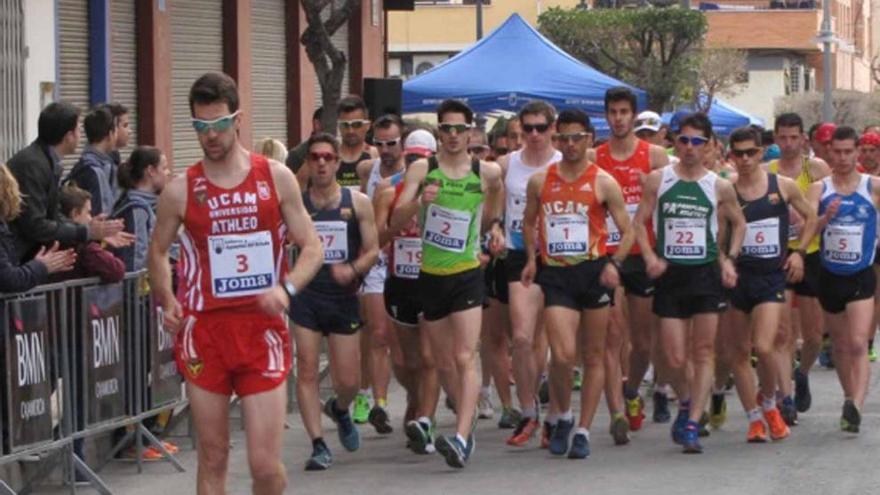 Atracón de medallas de la marcha regional en Jumilla