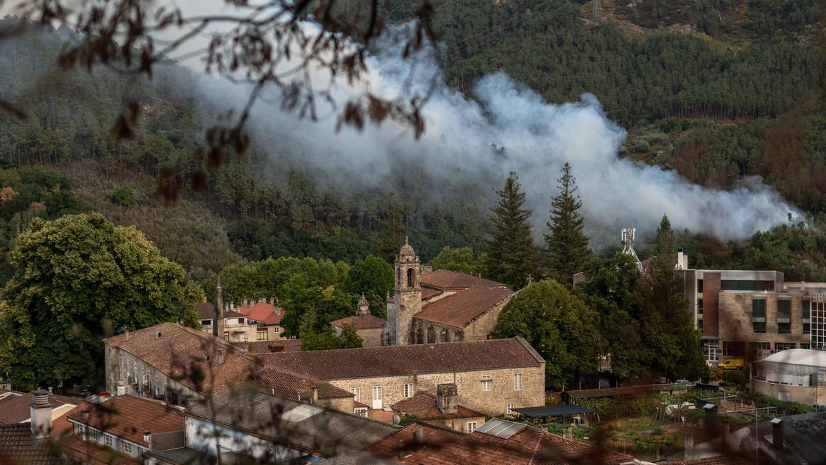 Incendio en Ribadavia (Ourense), durante el verano de 2025.