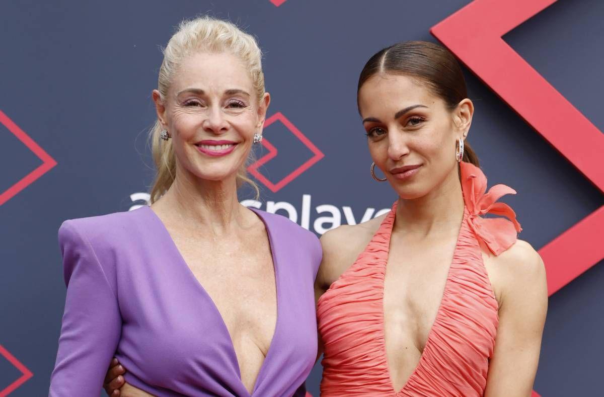 Belén Rueda e Hiba Abouk en el aniversario de AtresPlayer