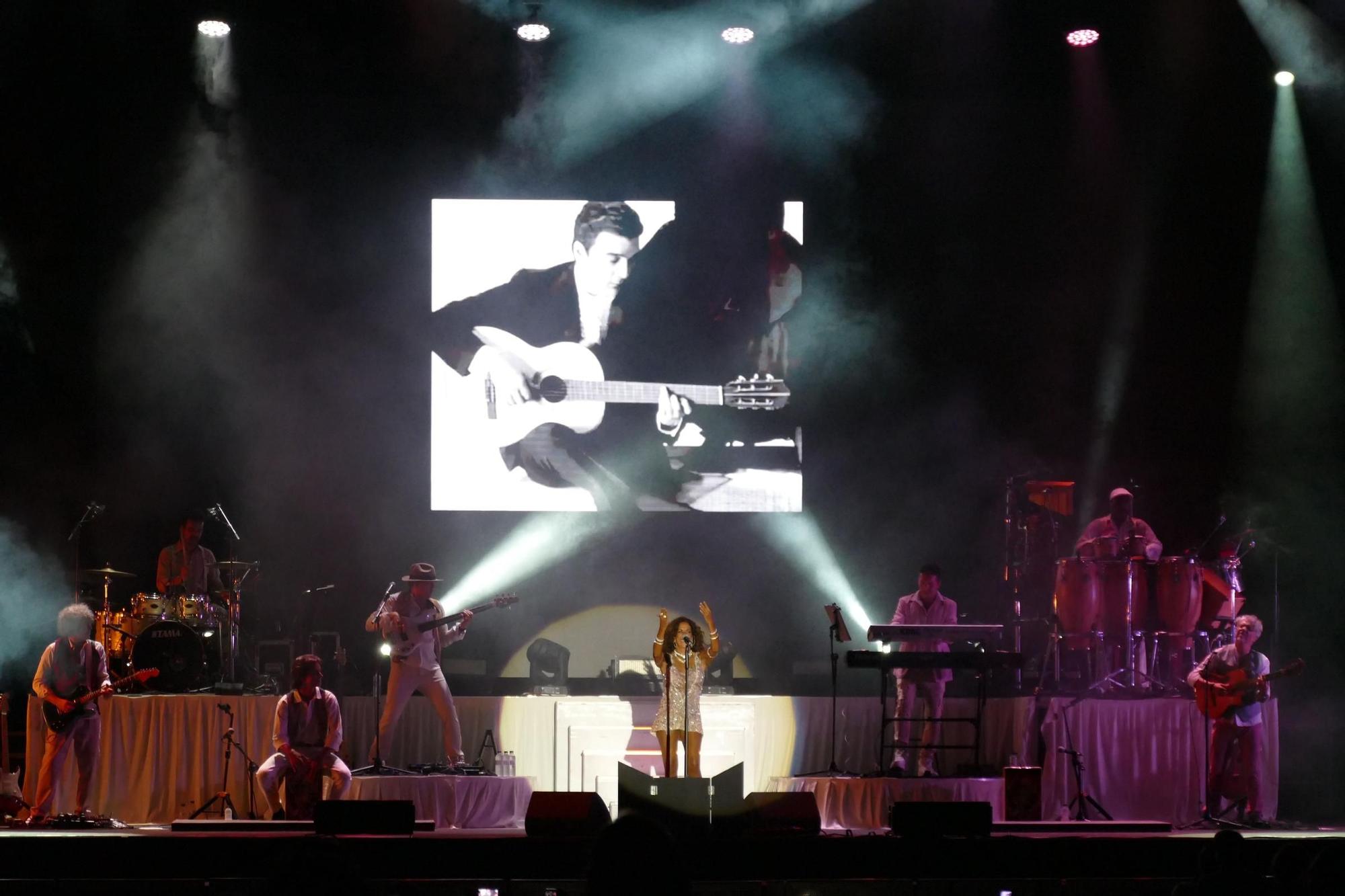 Roses es rendeix davant Rosario Flores a Sons del Món