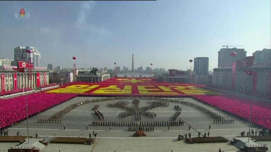 Corea del Norte celebra el 70 aniversario de su Ejército