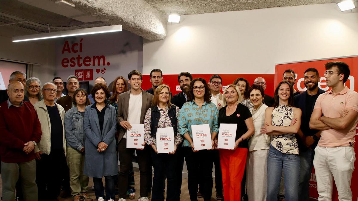 Presentación de la ponencia marco para el congreso socialista del 24 de mayo