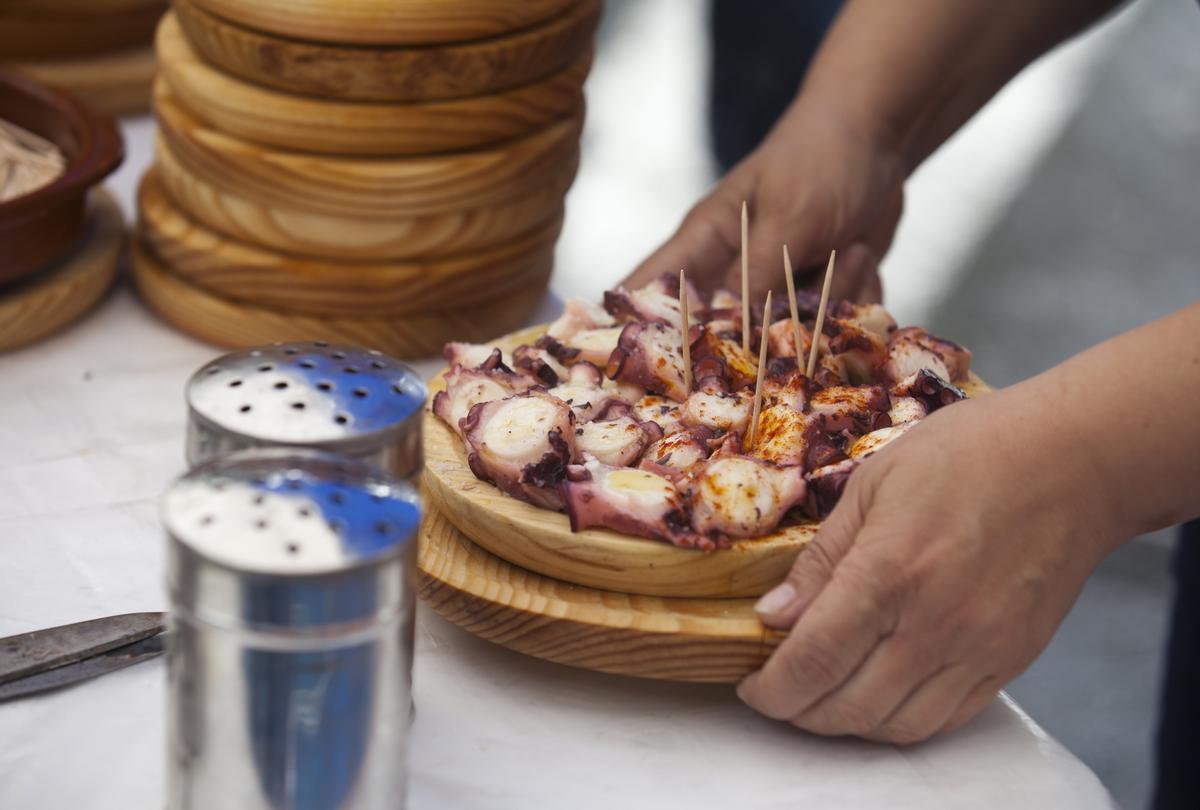 La oferta gira en gran medida en torno a la cocina gallega