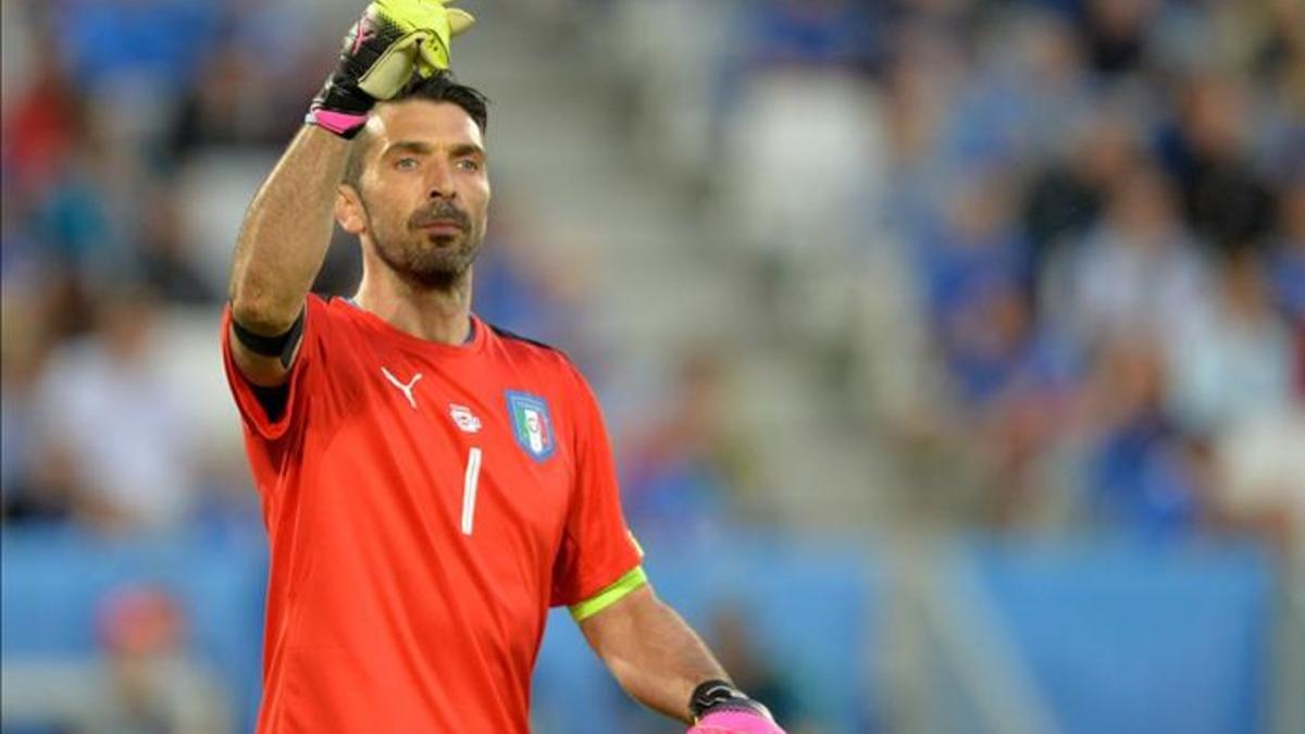 Buffon se lleva la palma de los porteros más caros