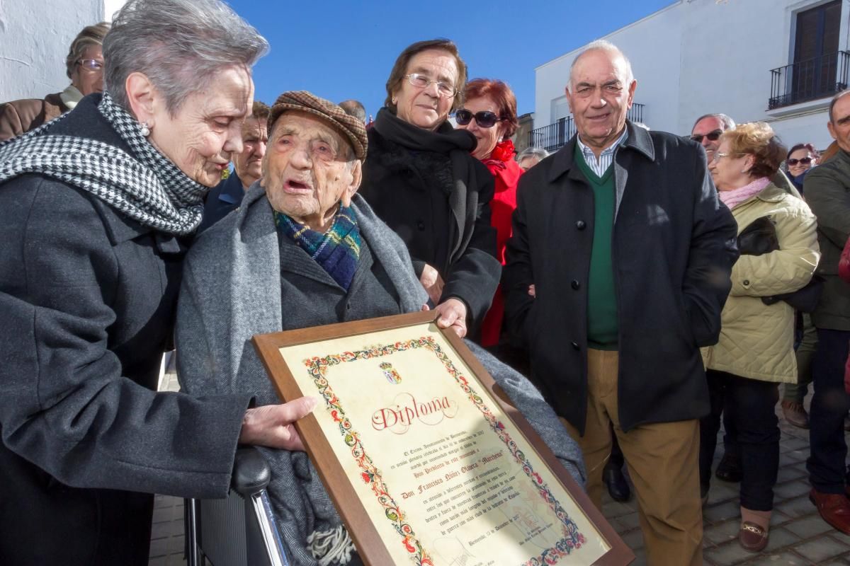 95 años de la historia de Extremadura en imágenes