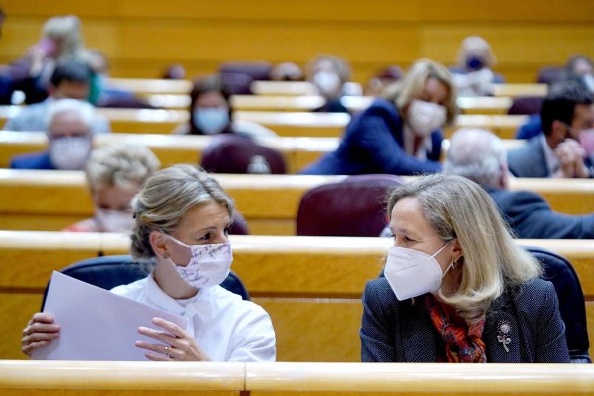 Sánchez pacta amb Calviño i Díaz mantenir el compromís de «derogar la reforma laboral» del PP