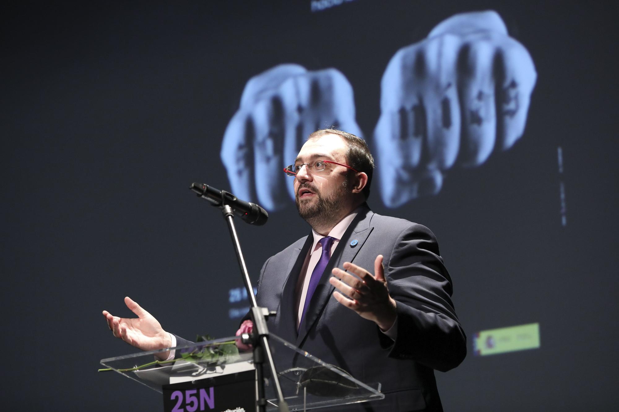 Acto institucional en Corvera en el día contra la violencia que sufren las mujeres