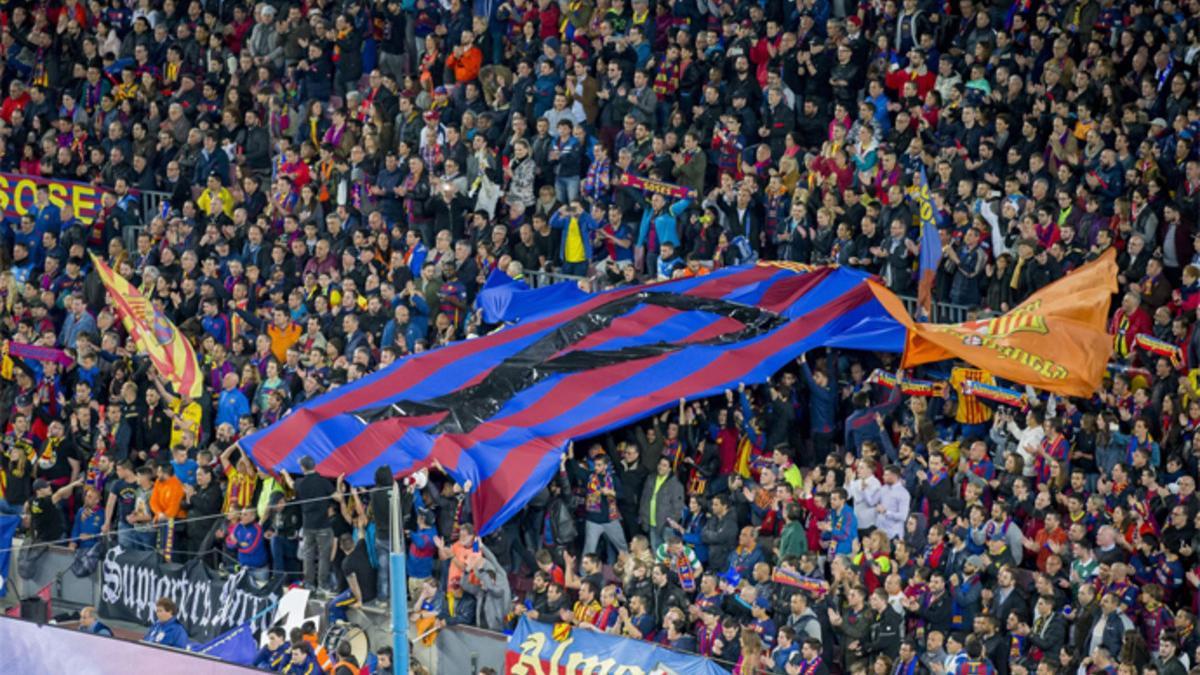 La afición del FC Barcelona es muy fiel al equipo de Luis Enrique Martínez