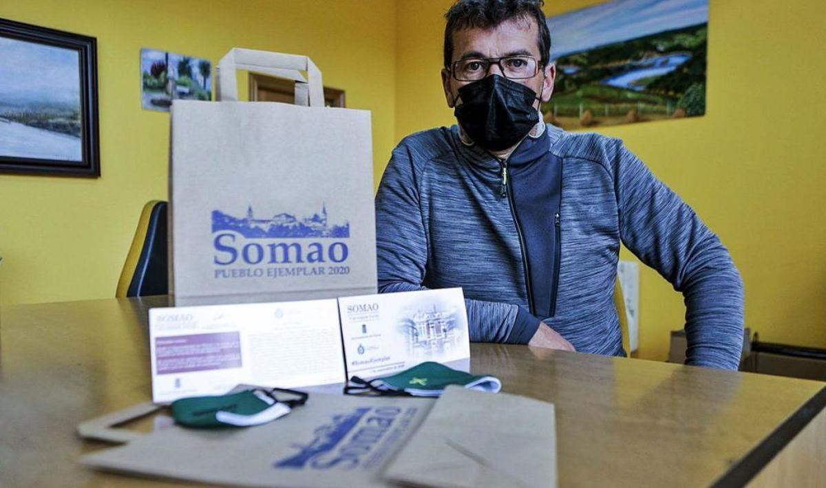 Uniformados para recibir a los Reyes