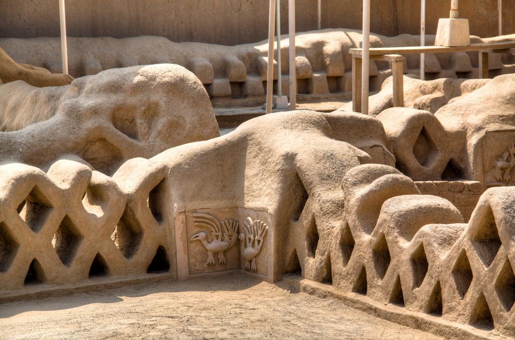 Las formas geométricas son clave en la decoración de Chan Chan