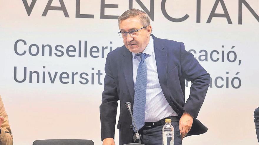 Educación recula con el ‘valencià’ en Alto Mijares y Palancia pero los afectados desconfían