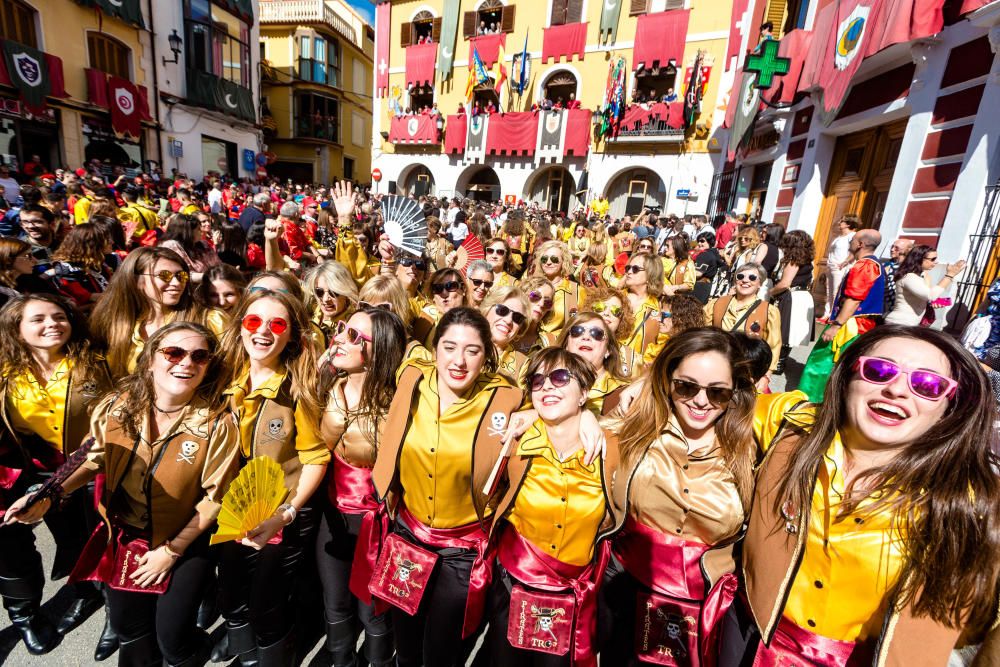 Callosa arranca las fiestas de Moros y Cristianos.