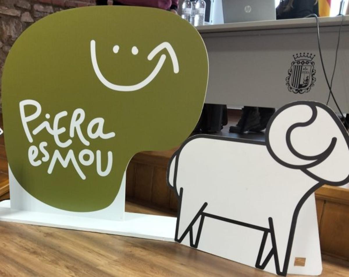 Representants del camí de Marina, reunits a Piera