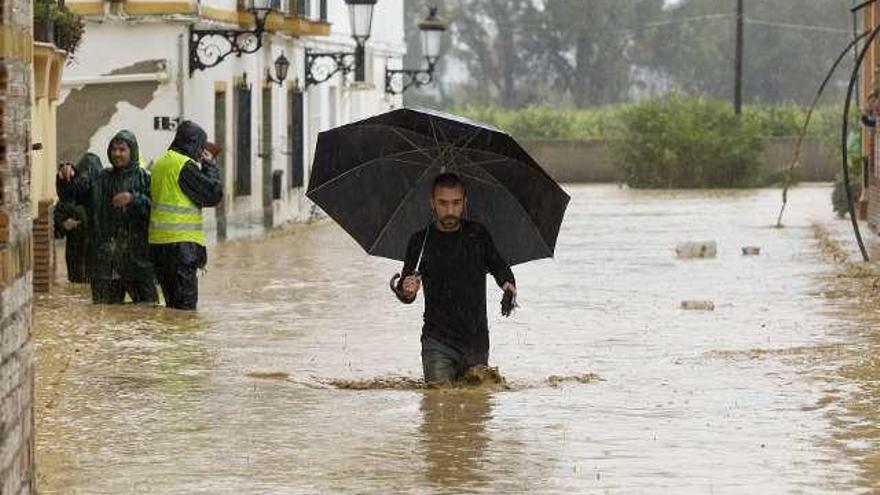 Multitud de barrios quedaron inundados. // Efe