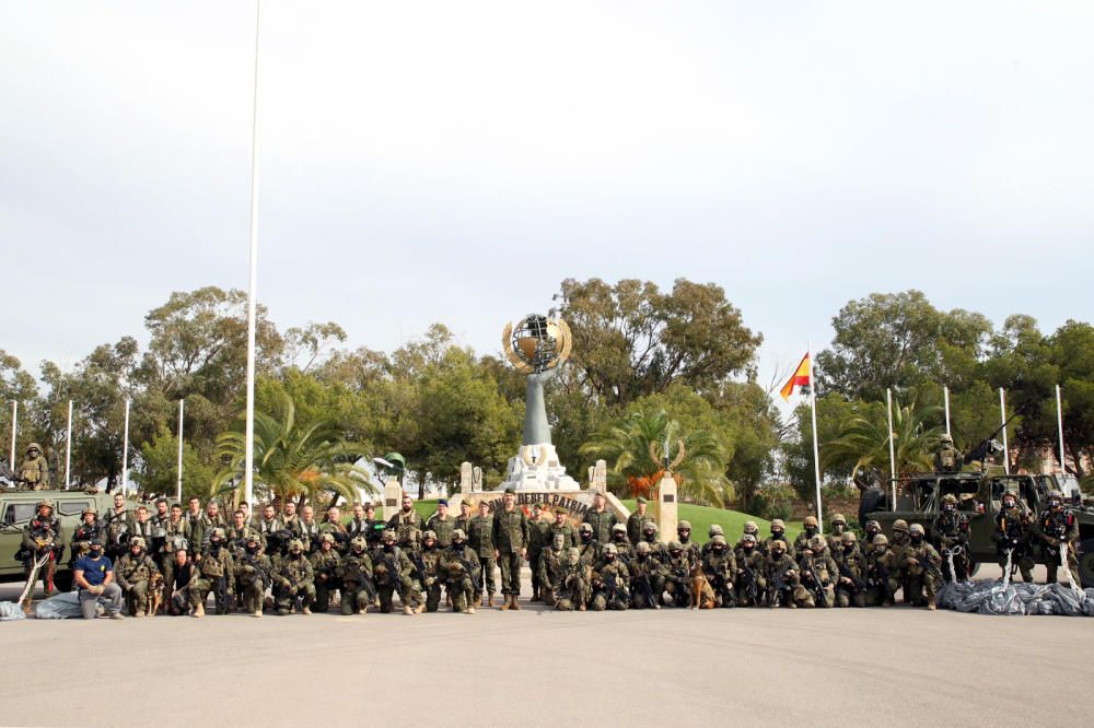 El Rey Felipe VI sigue desde Alicante varias maniobras del Mando de Operaciones Especiales