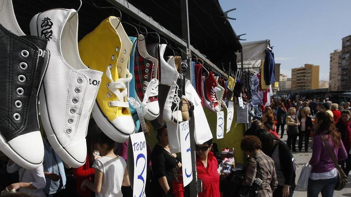 Imagen del mercadillo de Huelin.