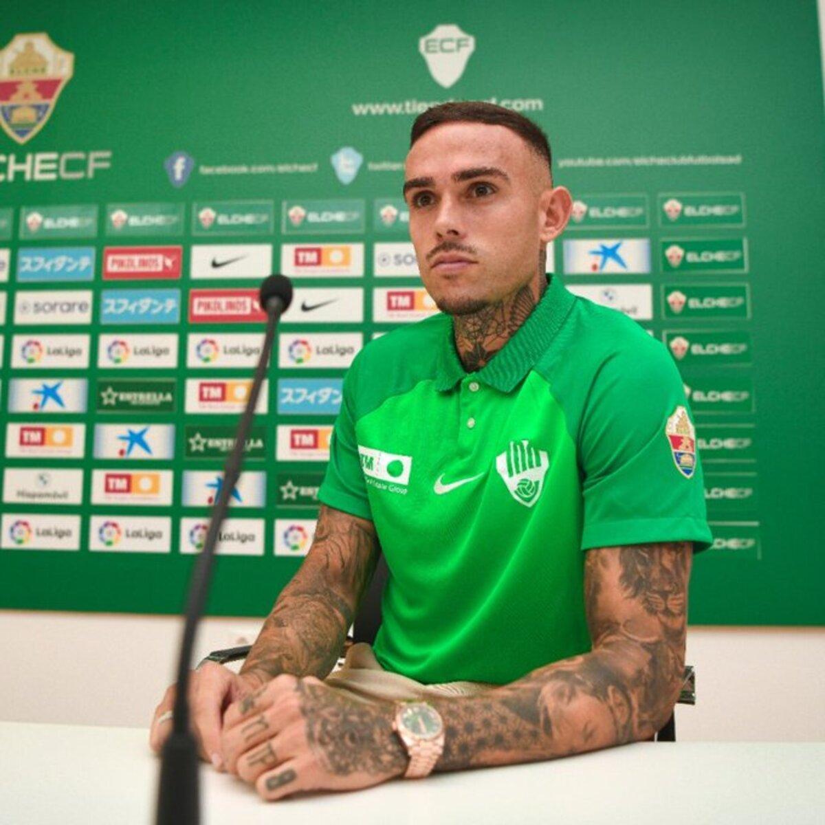 Roger Martí, durante la rueda de prensa de presentación con el Elche CF.