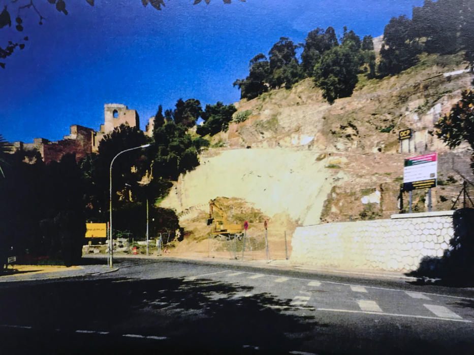 En 1999 se terminó el túnel de la Alcazaba, un proyecto del ingeniero técnico Manuel Olmedo, que codirigió las obras y consiguió que se ajustara casi al completo al presupuesto