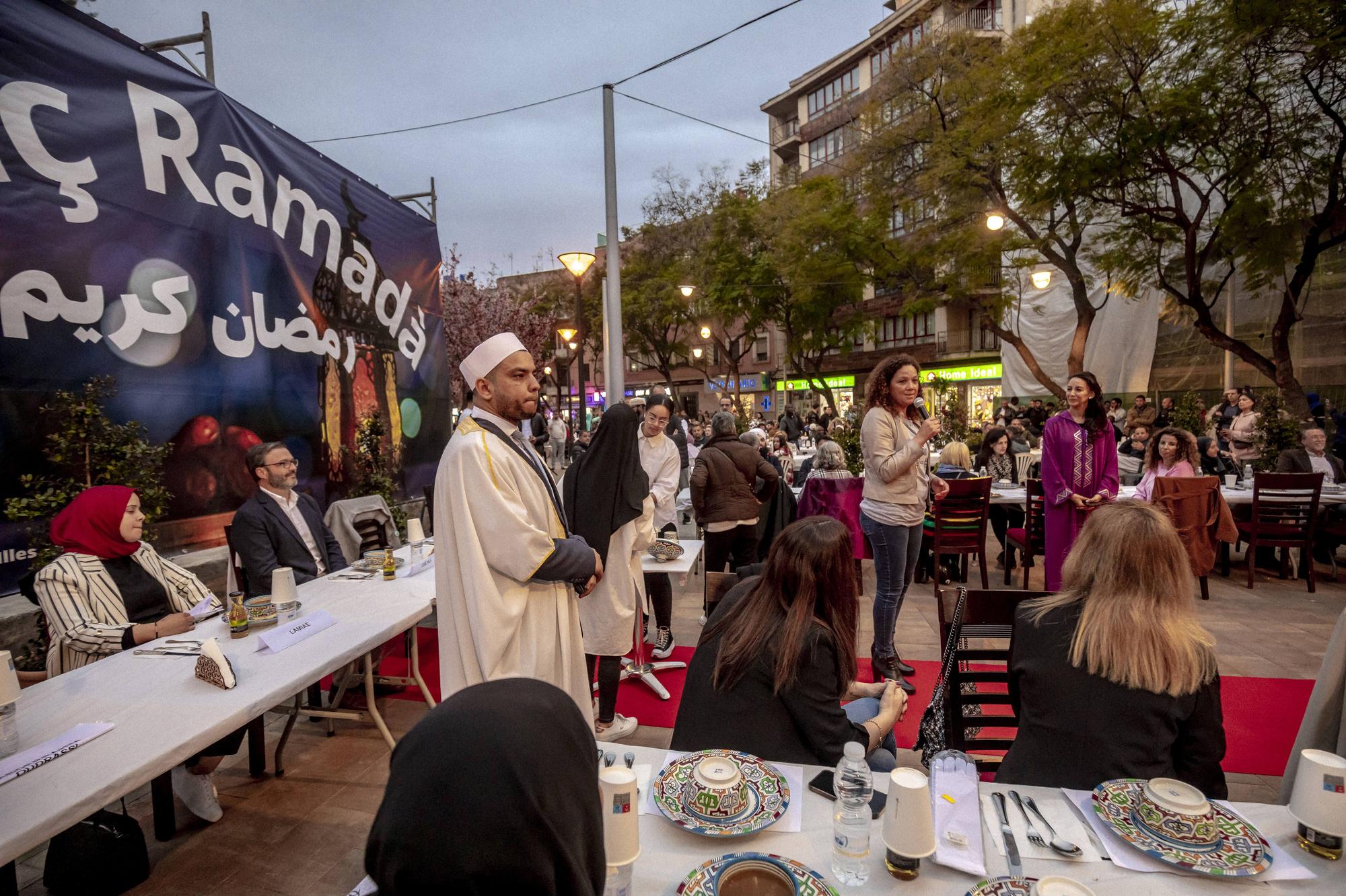 Los musulmanes de Mallorca celebran una cena multitudinaria en Palma