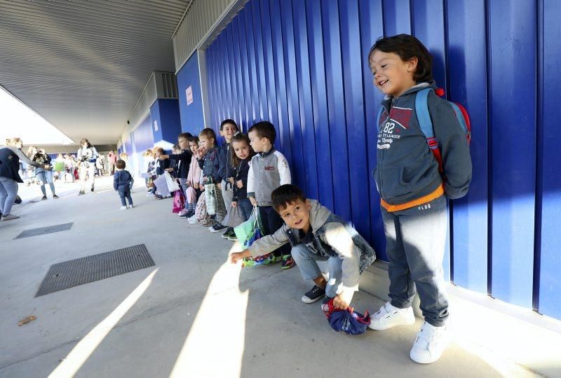 Primer día de clase en el nuevo colegio Parque Venecia