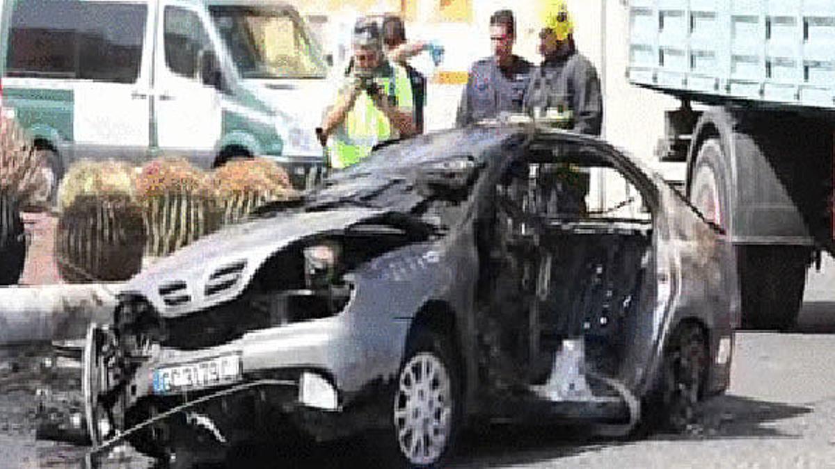 Un hombre y su hijo de 10 años mueren carbonizados dentro de un coche en Gran Canaria