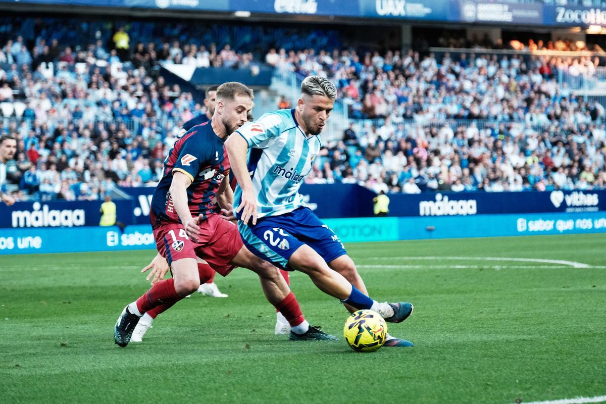 Málaga CF se enfrenta al SD Huesca en La Rosaleda