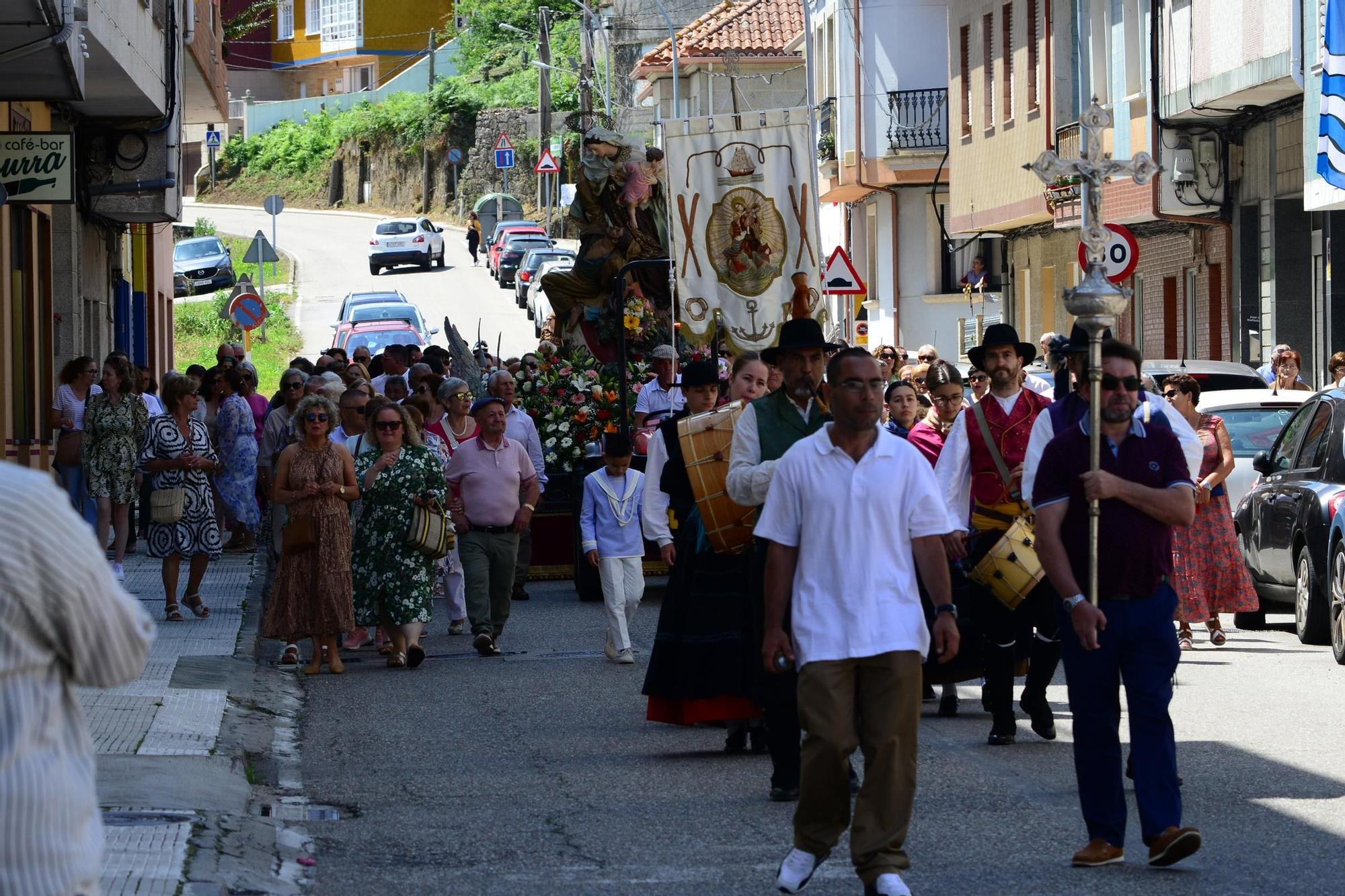 Las celebraciones en honor a la Virgen del Carmen en O Morrazo. La procesión en Bueu