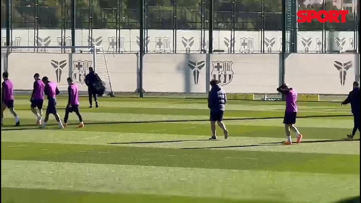 La plantilla azulgrana, salvo Araujo, Olmo y Gavi, al completo para preparar la sexta jornada de la Champions.