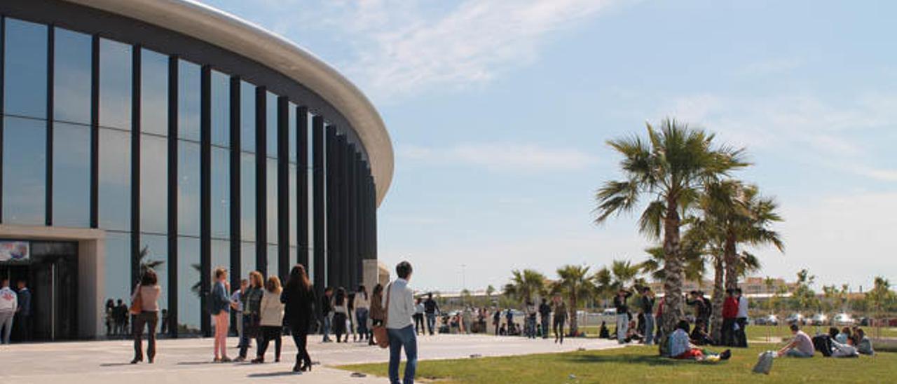 Se alquila Auditorio Internacional en Torrevieja