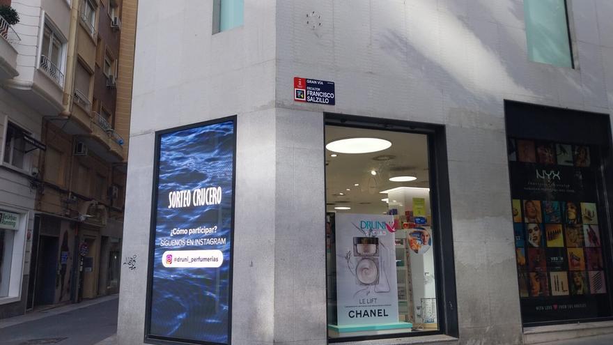 Las placas de las calles indicarán los niveles de tráfico, contaminación y polen en Murcia y pedanías