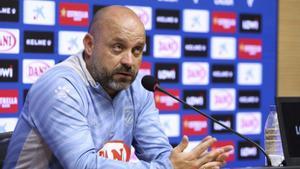Un Espanyol alleujat busca la salvació a Pamplona