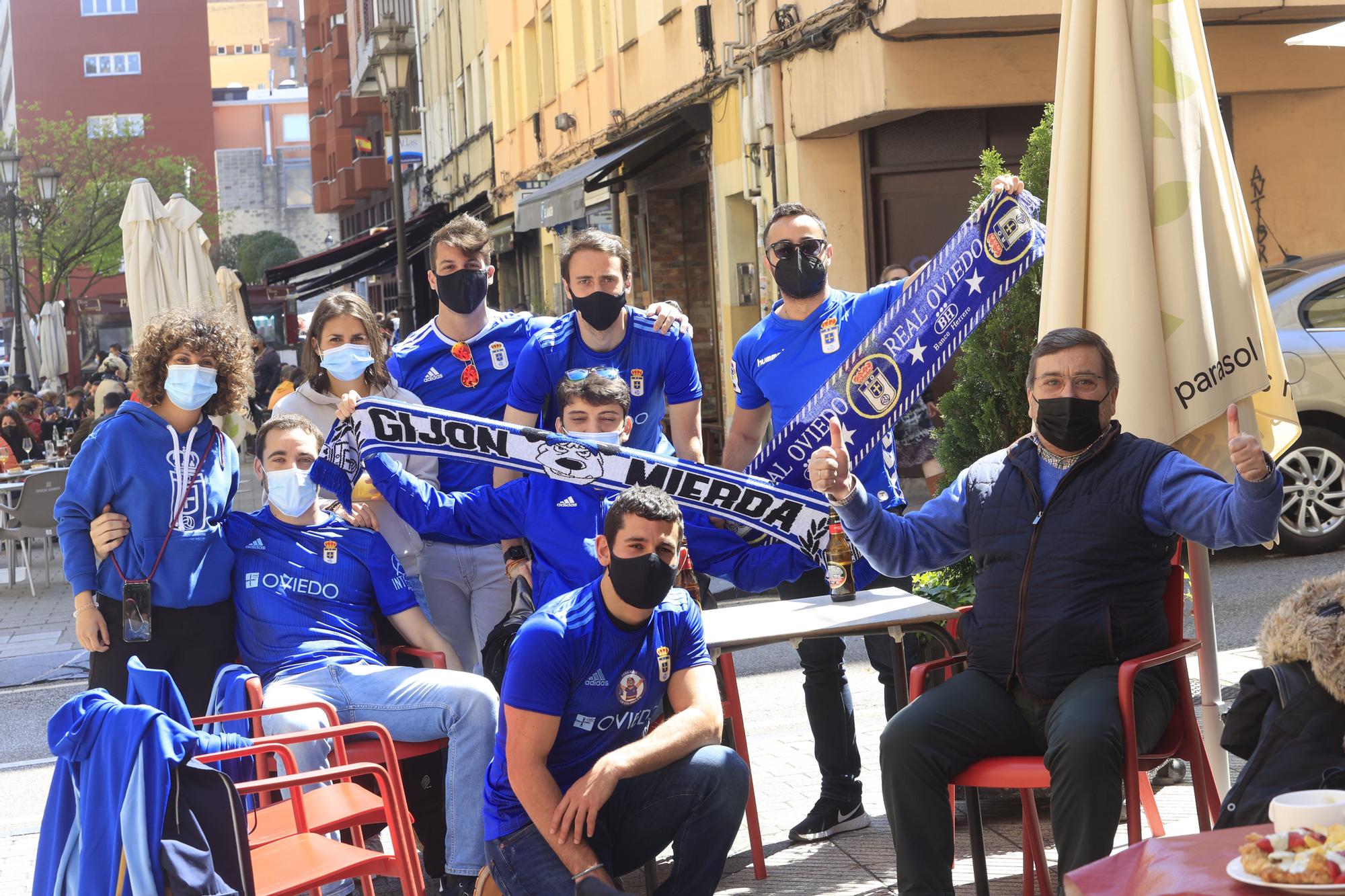 Ambiente en las calles de Oviedo por el derbi