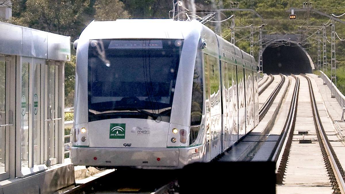 A pesar de las normativas y leyes en el Metro de Sevilla no hay cambios.