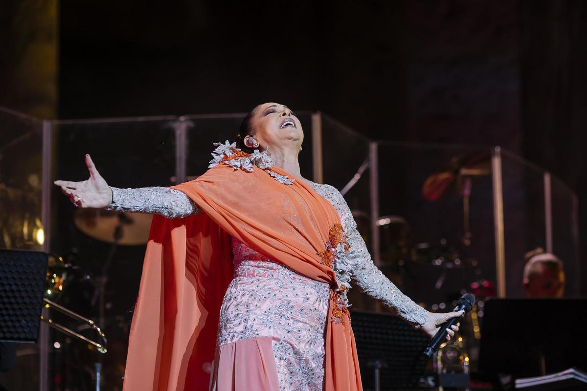 Así se vivió el concierto de Isabel Pantoja en el teatro Romano de Mérida