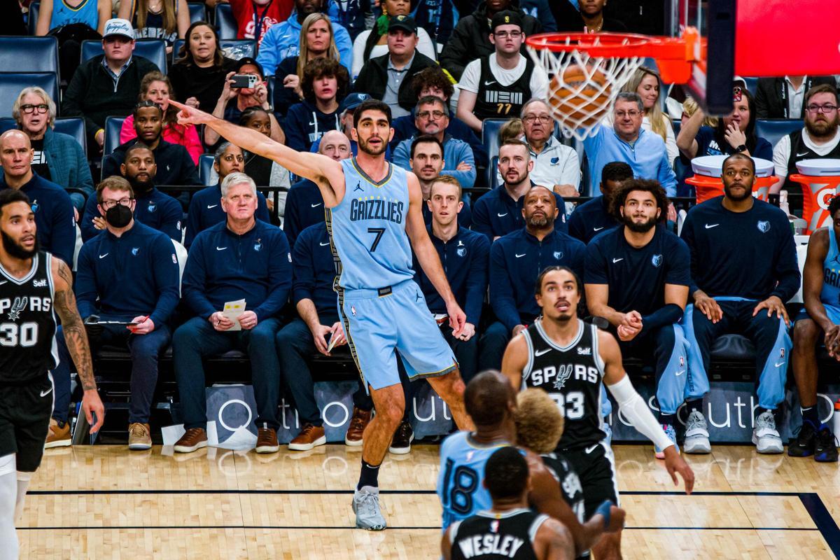 106-98. Memphis escapa al 'efecto Wembanyama' para regresar al camino de la victoria