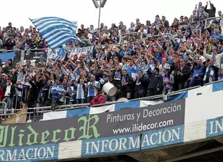 El club habla de récord en el viaje de la afición a Elche