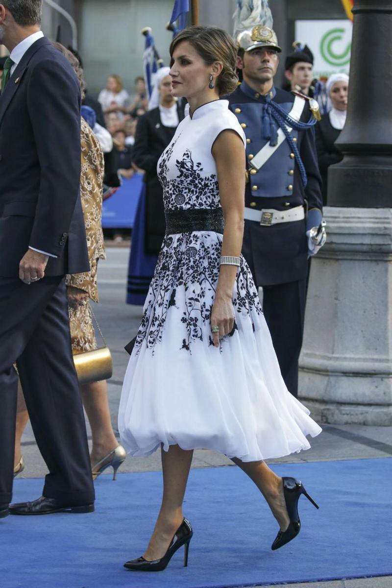 Letizia Ortiz con vestido de Felipe Varela