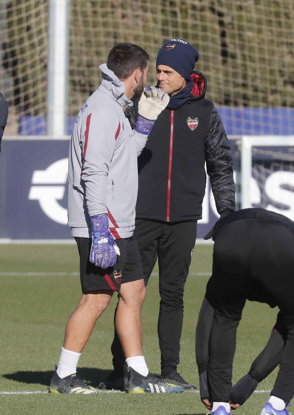 Último entrenamiento del Levante antes de viajar a Melilla