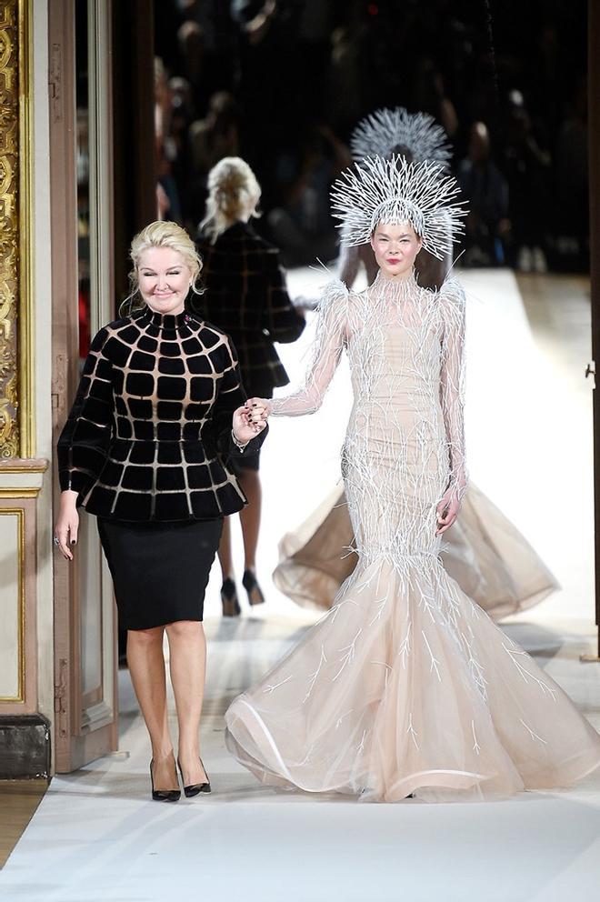 Yanina Couture