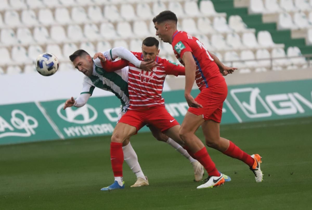 Las imágenes del partido Córdoba CF-Recreativo Granada