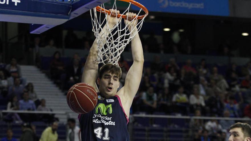 Juancho Hernangómez, durante un partido con el Estudiantes.