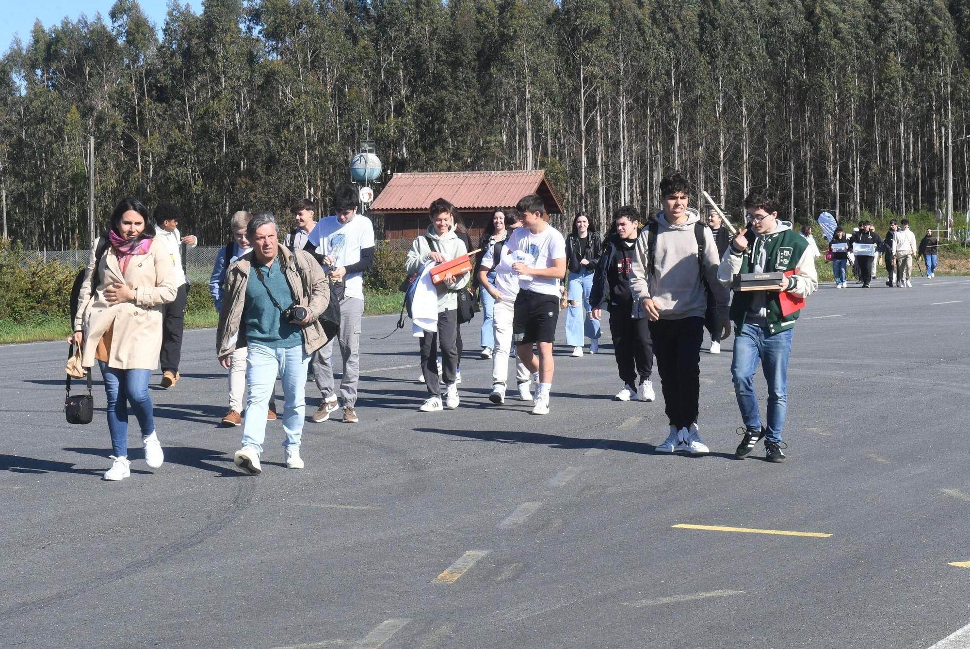 Alumnos del Manuel Murguía de Arteixo participan en el desafío CanSat