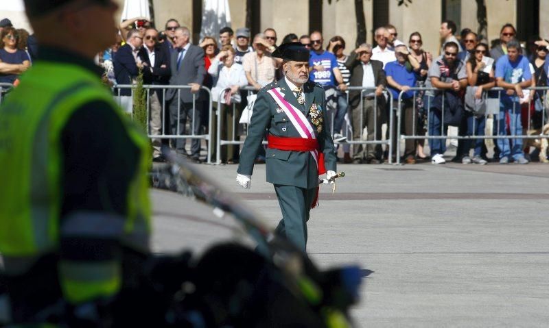 La Guardia Civil rinde homenaje a la Virgen del Pilar, su patrona.